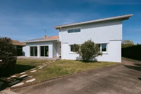 Maison Le Basta - Image 2