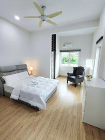 Lake View House in Ipoh Relax Cozy Home - Image 2