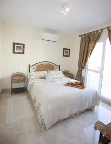 MAGNIFIQUE Penthouse/Vue sur la mer/golf/WIFI/SMART TV /LAVAVAJILLAS / LAVADORA - Image 3