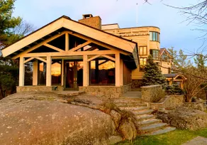 Mountaintop mansion on 2000 acre preserve - Image 2