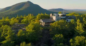 Mountaintop mansion on 2000 acre preserve - Image 5