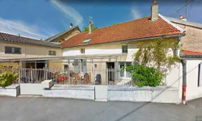 J's House - Image 3