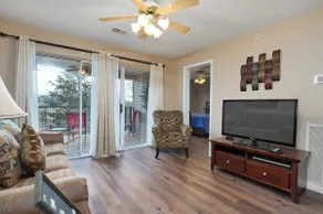Retreat @ the Hills w/ Pets and Game Room - Image 4