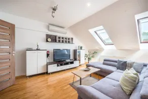 Old Pear Apartment - Image 2