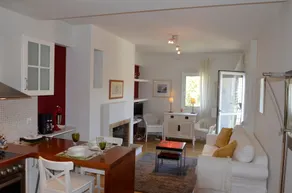 Kalavrita Luxurious Apartments - Image 2