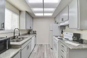 NEW! Central 2-BR Condo in Marysville - Image 2