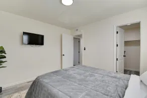 NEW! Central 2-BR Condo in Marysville - Image 5