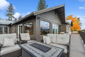 Breathtaking views of Flathead Lake - Image 3