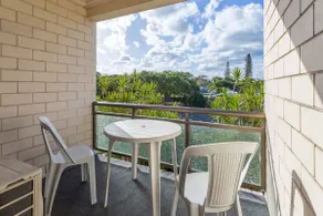 Two Bedroom Apartment - Unit 4 Foreshores - Image 5