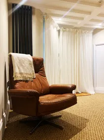 Cosy Central Hideaway - Image 4