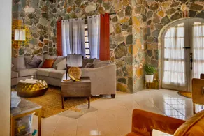 St John USVI 4BR Oceanview Villa King Suite 7 Min Drive to Cruz Bay - Image 2