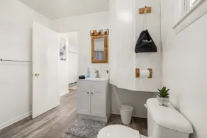 Cozy Suite Near Downtown Bethlehem & Lehigh Univ. - Image 4