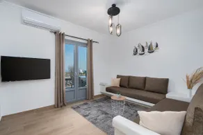 Bliss Holidays Spot Private House 4 - Image 3