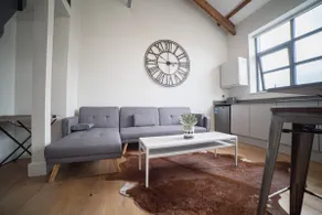 2 Bedroom Luton Apartment - Image 2