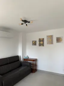 Apartment near Paris - Image 5
