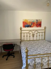Apartment near Paris - Image 3