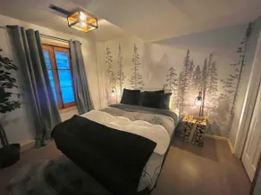 All Seasons Chalet & Cabin in Sasquatch Resort on Hemlock mountain! - Image 4