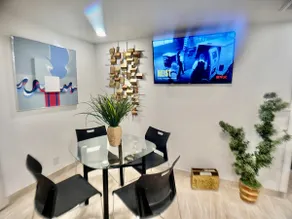 Imperial Apartment! Just 5 min from the beach! - Image 5
