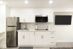 New Luxurious Studio Apartment - Image 2