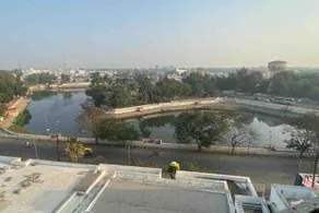 3 Bed / Bath Fully Furnished Apt - Image 4