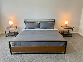4-BR Getaway Ideal for Families - Image 4
