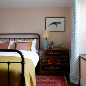 1 Bedroom Apartment in Clifton Village, Bristol - Image 3