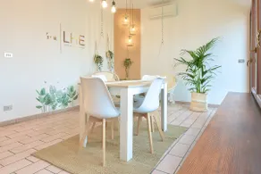 LHE Central View Boutique - Image 3