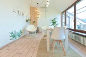 LHE Central View Boutique - Image 2