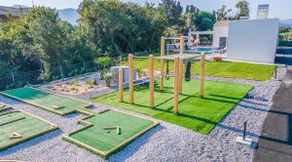 Brand-new Family Villa Ami, with private mini golf - Image 4