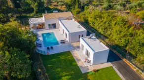 Brand-new Family Villa Ami, with private mini golf - Image 2