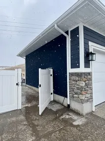 SLC Peaceful & Spacious 3 Bedrooms 1 Bath Bsmt Apt - Image 3