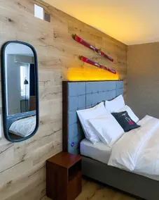 Wunderstay Alpine 203 Chic Studio with Balcony, Mountain and Lake view - Image 3