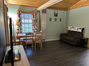 Country cabin at Timbers' Edge - Image 3
