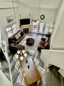 Lissa's Retreat- 4 BDRM 3 BA Sleeps 12! Indoor Pool, Gym, Fishing, Golf, & Park - Image 2