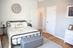 ❤️Quincy Quarters 2❤️ - Image 4