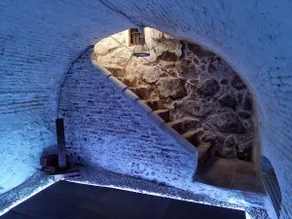 House in the historic center, luxury patio and cave - Image 3