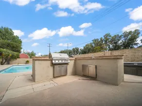 Family Friendly Retreat | King Suite | Pool | Spa - Image 3
