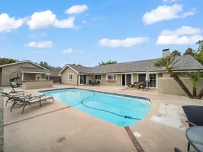 Family Friendly Retreat | King Suite | Pool | Spa - Image 2