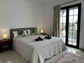 Aldea Blanca Elegant Penthouse in Puerto Banús - Image 4