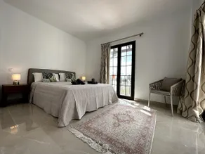 Aldea Blanca Elegant Penthouse in Puerto Banús - Image 3