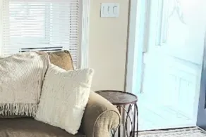 Charming Marshfield Home - Image 4