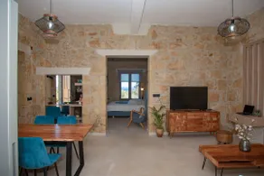 Cavos Luxury Apartments - Image 2