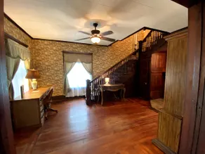 HD Williams House - Image 2