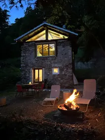 House in the woods - Image 5