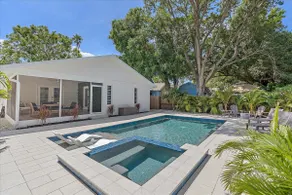 The Blessing House - Htd Pool & Spa, Close to Beaches - Image 4