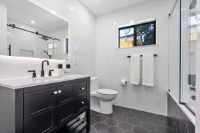 Biscayne Villa, with Heated Pool Oasis - Image 5