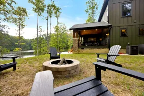 Relaxing Lakefront Getaway in Sewanee - Image 2