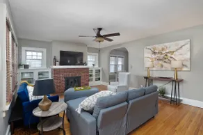 2 Living Areas & Kids' BunkRoom - Image 3
