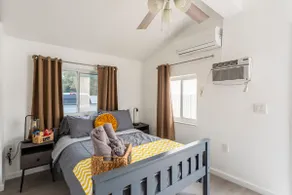 Welcome to our comfy getaway studio in Miami - Image 5