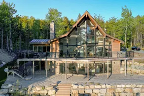 Majestic Lakefront Villa - Image 1